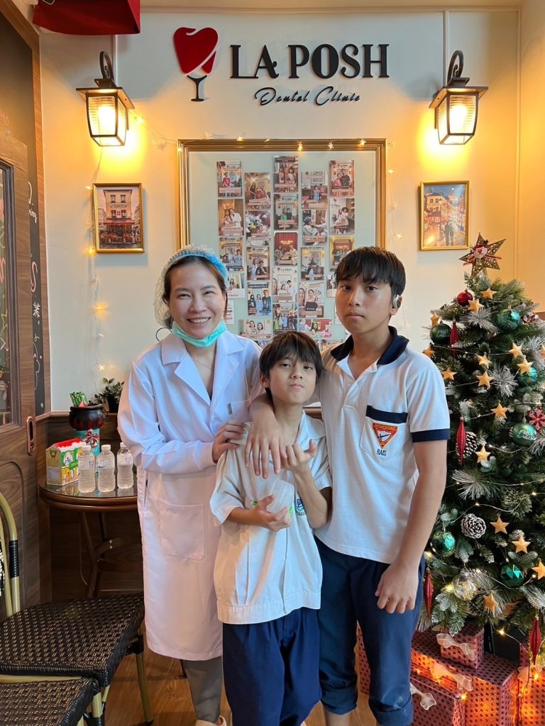 รีวิวลูกค้าและผลงานจริง La Posh Dental Clinic 12 รีวิวผลการรักษาจากคนไข้ La Posh Dental Clinic 11