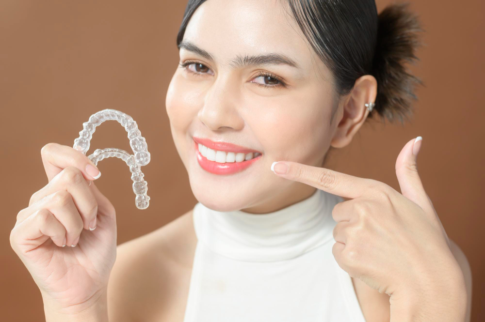 จัดฟันใส La Posh Dental Clinic